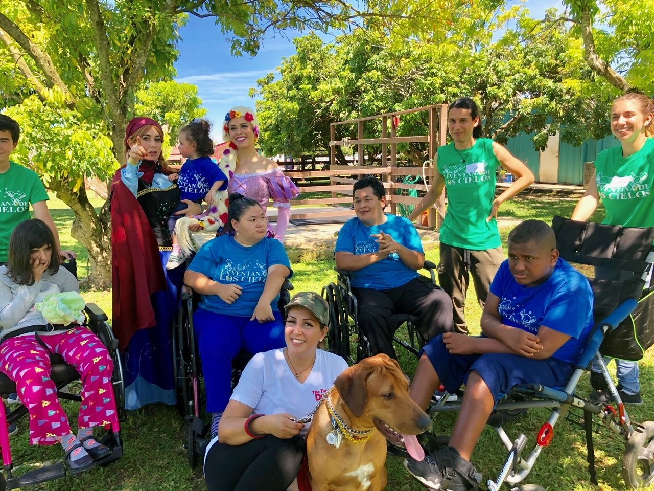 La Ventana de los Cielos Birthday | Ale Ramos Therapy Animals