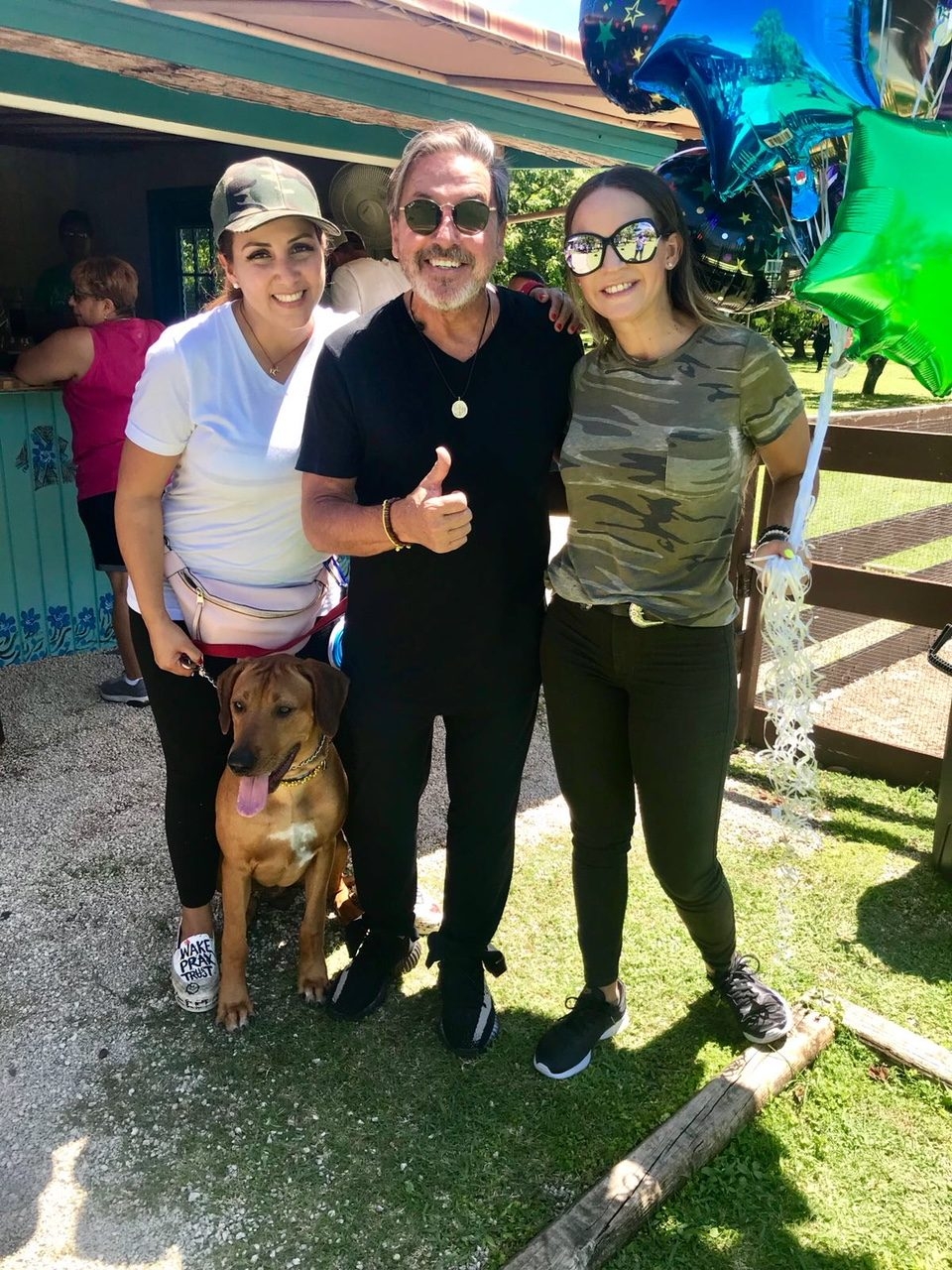 La Ventana de los Cielos Birthday | Ale Ramos Therapy Animals