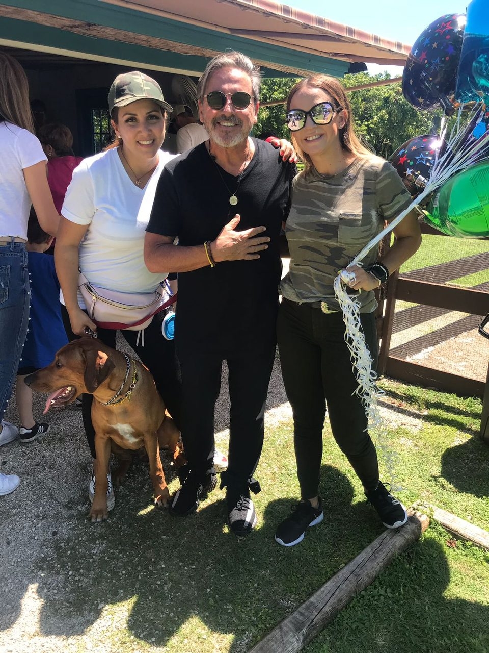 La Ventana de los Cielos Birthday | Ale Ramos Therapy Animals
