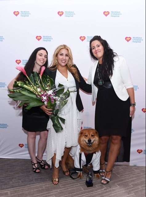 Recognition by Nicklaus Children’s Hospital - The Best Volunteers of the Year | Ale Ramos Therapy Animals