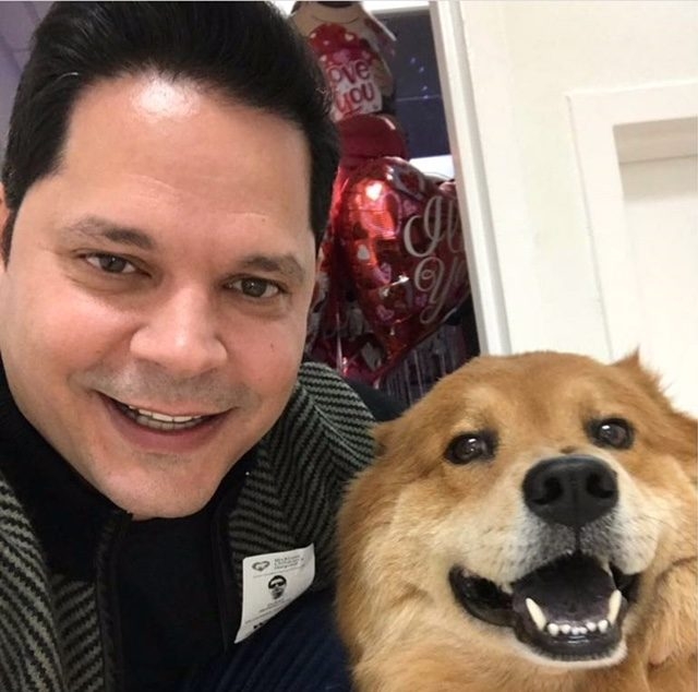 Rey Ruiz visits at Nicklaus Children’s Hospital by Radio Lollipop | Ale Ramos Therapy Animals