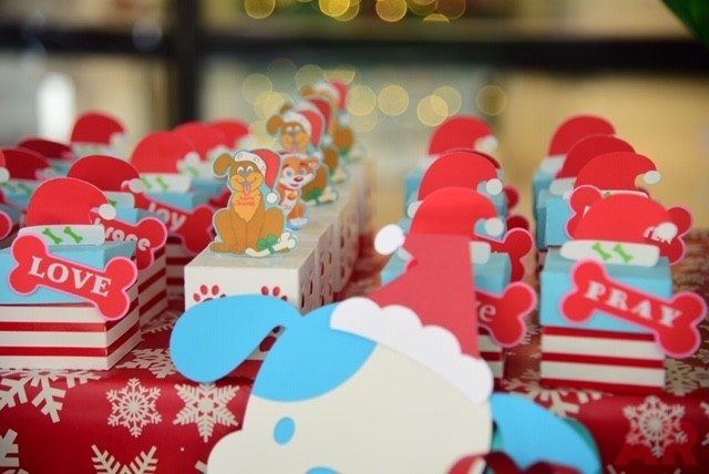 Santa Paws at Nicklaus Children’s Hospital | Ale Ramos Therapy Animals