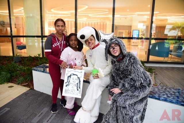 Santa Paws at Nicklaus Children’s Hospital | Ale Ramos Therapy Animals
