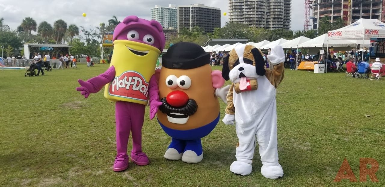Super Duper Fun Day by Nicklaus Children’s Hospital | Ale Ramos Therapy Animals