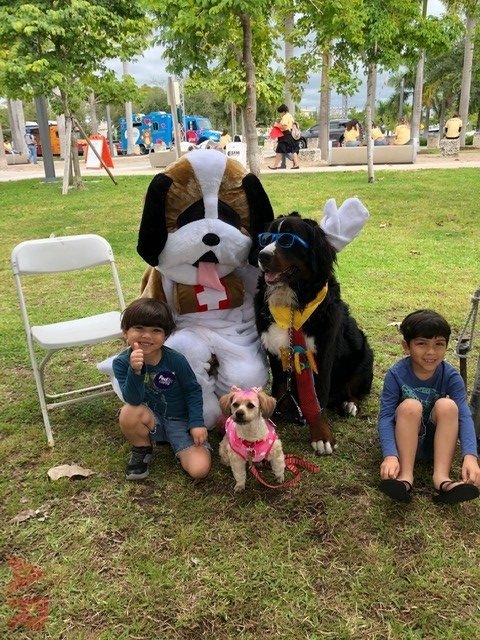 Super Duper Fun Day by Nicklaus Children’s Hospital | Ale Ramos Therapy Animals