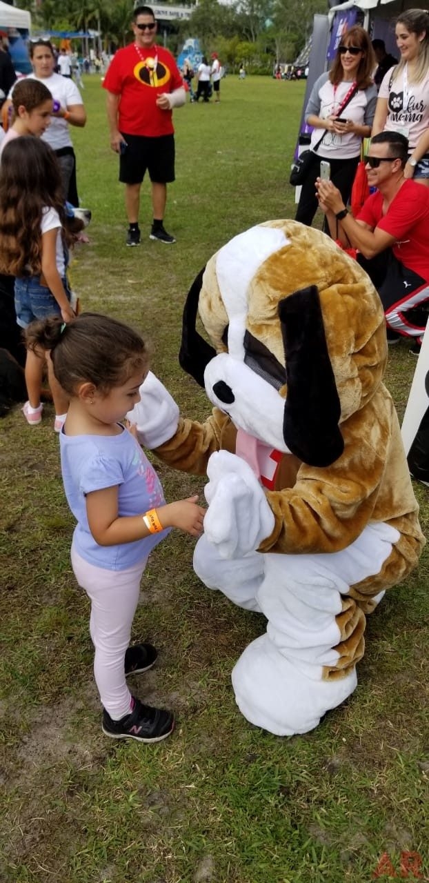 Super Duper Fun Day by Nicklaus Children’s Hospital | Ale Ramos Therapy Animals