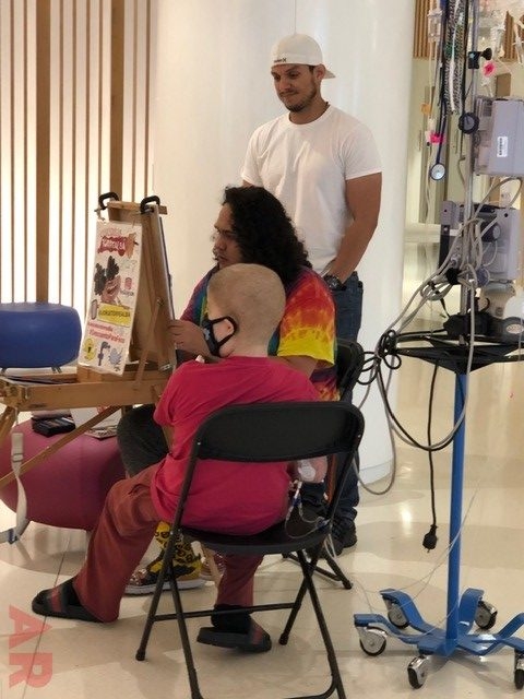 Thanksgiving Celebration by Nicklaus Children’s Hospital | Ale Ramos Therapy Animals