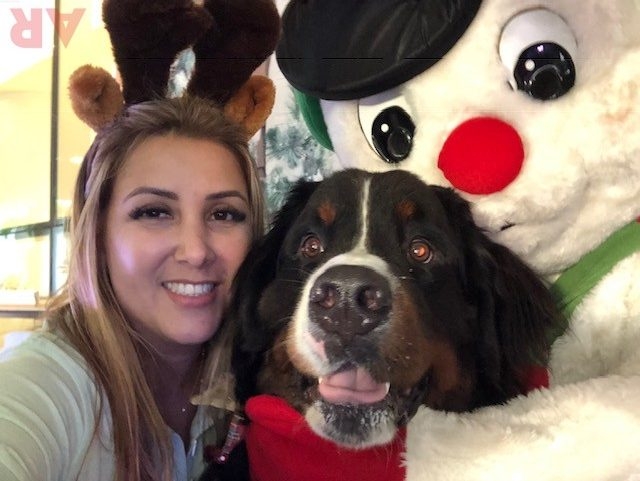 Tree Lighting Ceremony by Nicklaus Children’s Hospital | Ale Ramos Therapy Animals
