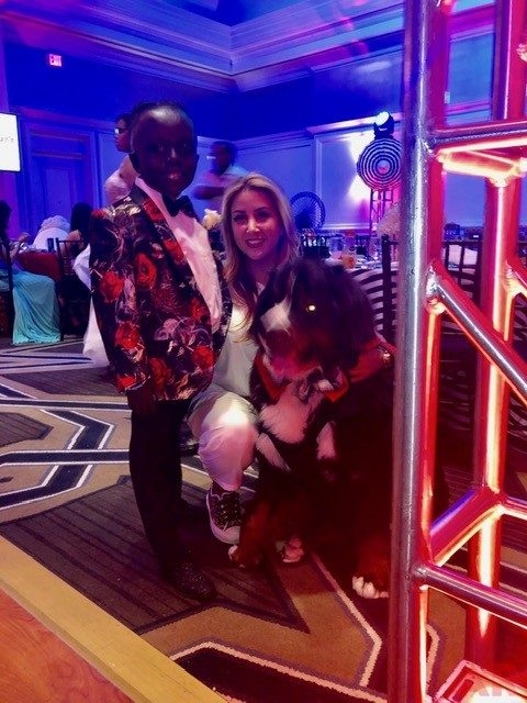 6th Annual Carlin Prom Night by Nicklaus Children’s Hospital | Ale Ramos Therapy Animals