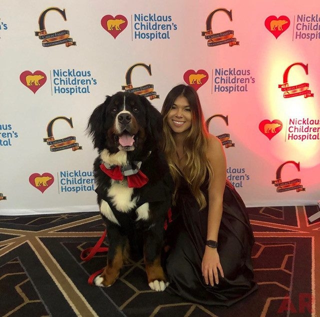 6th Annual Carlin Prom Night by Nicklaus Children’s Hospital | Ale Ramos Therapy Animals