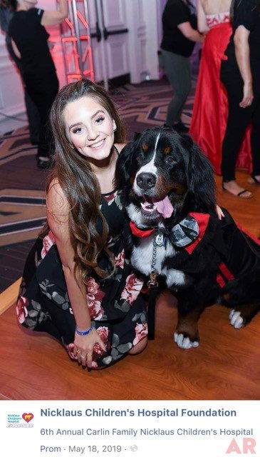 6th Annual Carlin Prom Night by Nicklaus Children’s Hospital | Ale Ramos Therapy Animals