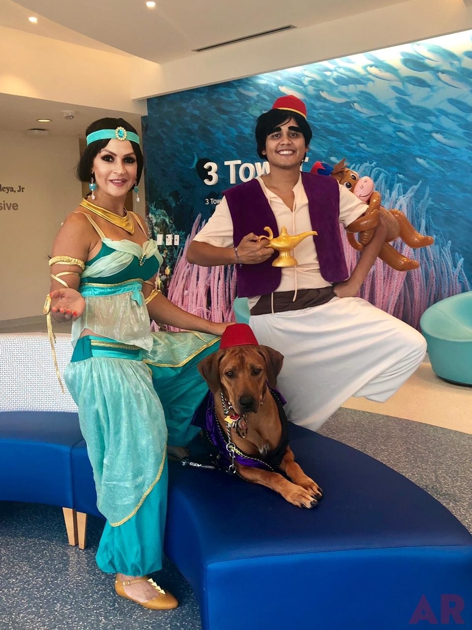 Aladdin Day at Nicklaus Children’s Hospital | Ale Ramos Therapy Animals