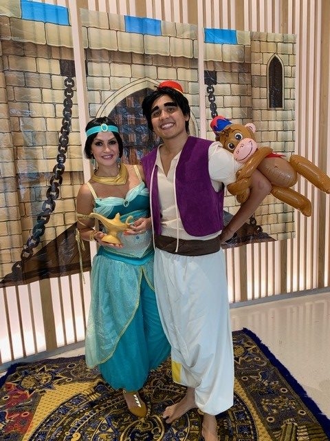 Aladdin Day at Nicklaus Children’s Hospital | Ale Ramos Therapy Animals