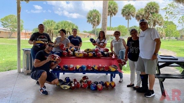 Carnival Day at his house Children’s Home | Ale Ramos Therapy Animals