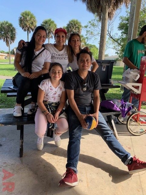 Carnival Day at his house Children’s Home | Ale Ramos Therapy Animals