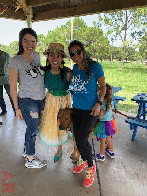 Carnival Day at his house Children’s Home | Ale Ramos Therapy Animals