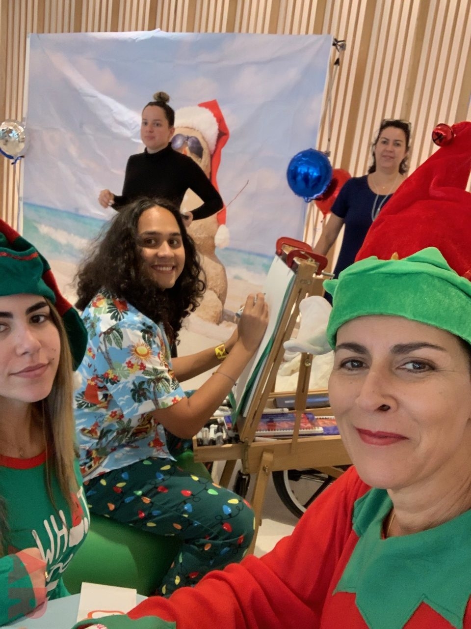 Christmas in July | Ale Ramos Therapy Animals