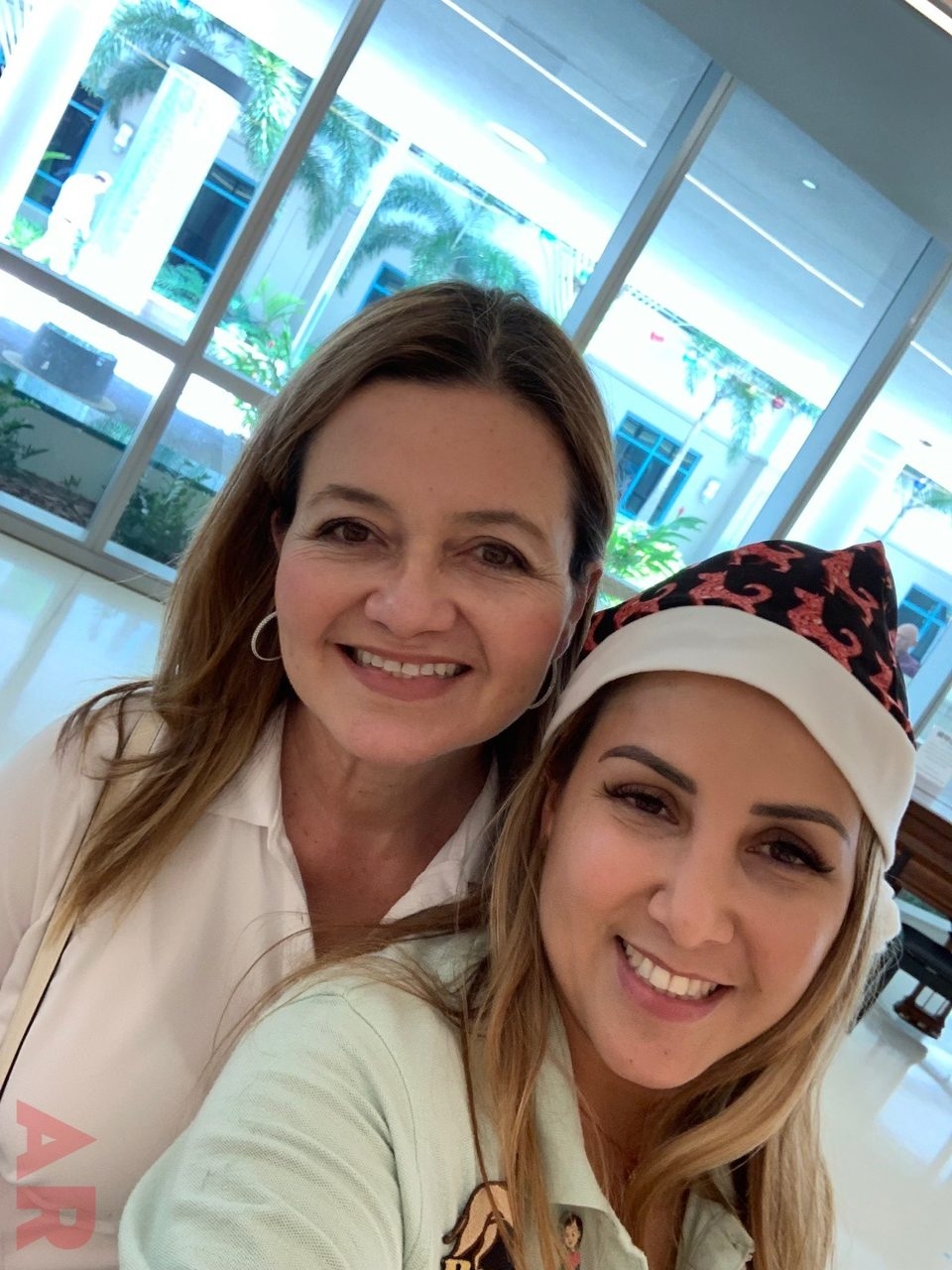 Christmas in July | Ale Ramos Therapy Animals