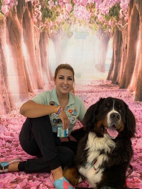 Mothers Day Celebration at Nicklaus Children’s Hospital | Ale Ramos Therapy Animals