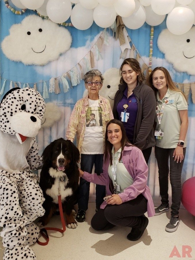 Red Nose Day celebration at Nicklaus Children’s Hospital | Ale Ramos Therapy Animals