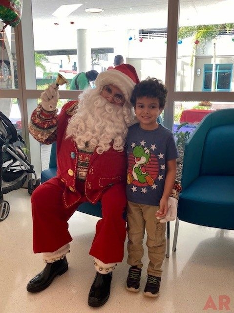 Santa Paws | Ale Ramos Therapy Animals