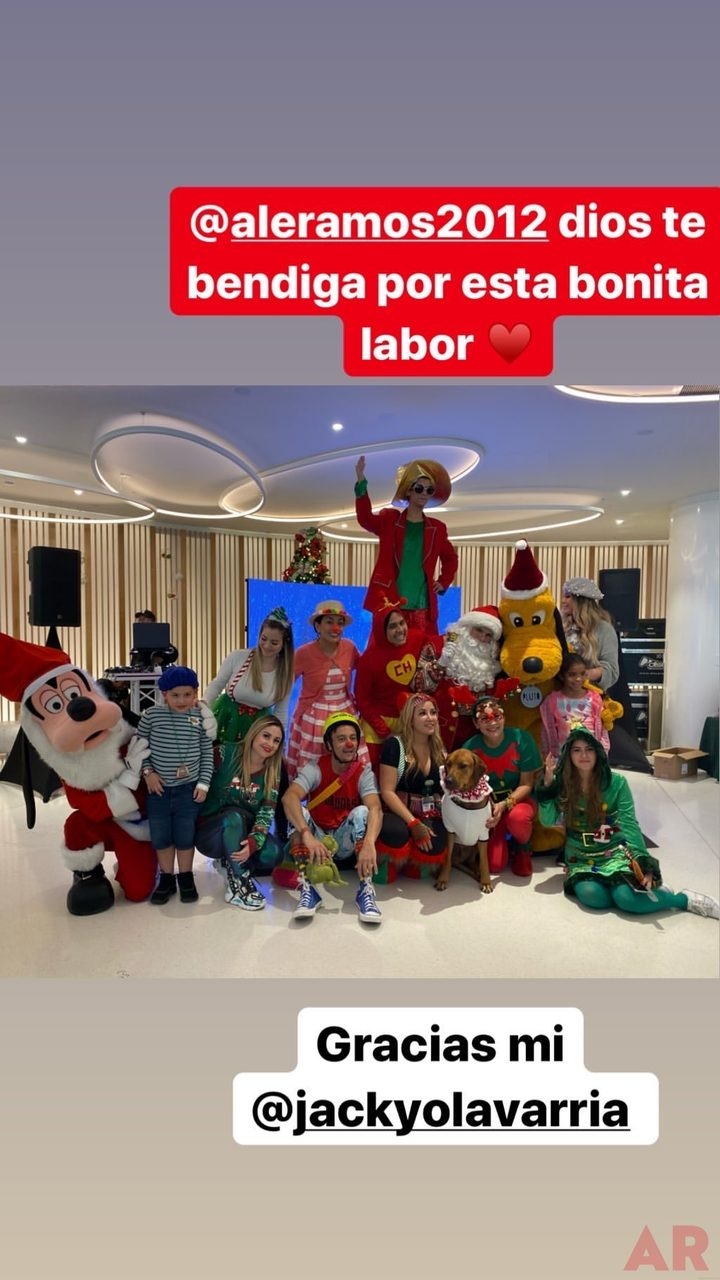 Santa Paws | Ale Ramos Therapy Animals