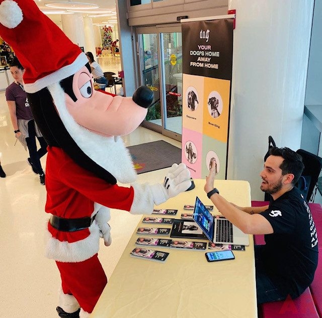 Santa Paws | Ale Ramos Therapy Animals