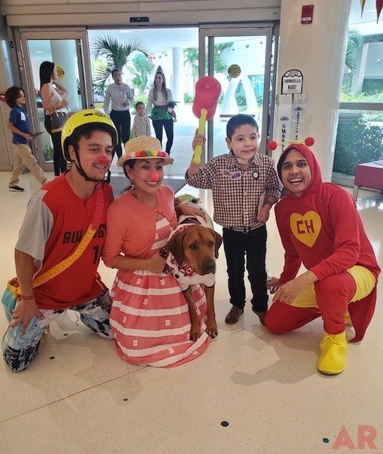 Santa Paws | Ale Ramos Therapy Animals