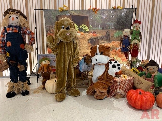 Share Your Talent Event at Nicklaus Children’s Hospital | Ale Ramos Therapy Animals