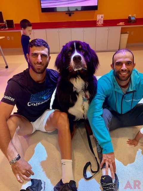 Tennis Players visit Nicklaus Children’s Hospital with Apollo | Ale Ramos Therapy Animals