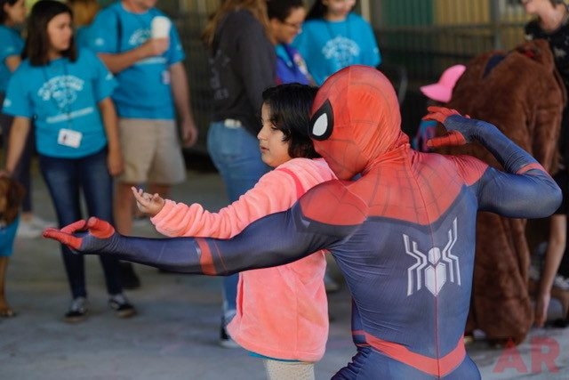 VACC Camp by Nicklaus Children’s Hospital | Ale Ramos Therapy Animals
