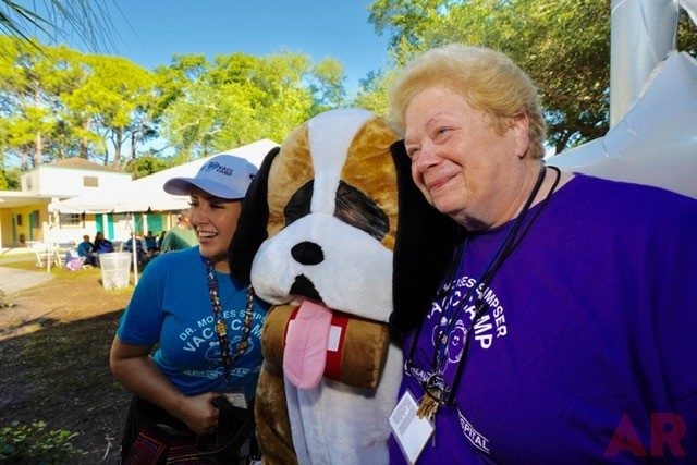 VACC Camp by Nicklaus Children’s Hospital | Ale Ramos Therapy Animals