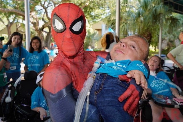 VACC Camp by Nicklaus Children’s Hospital | Ale Ramos Therapy Animals