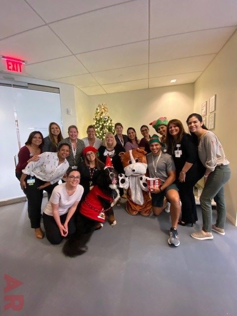 Wellness Christmas Surprise for Employees by Nicklaus Children’s Hospital | Ale Ramos Therapy Animals