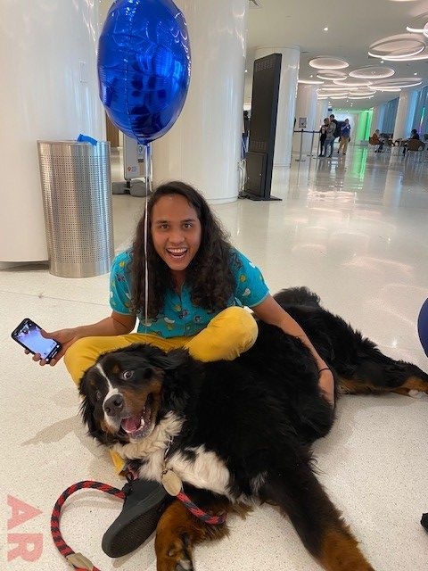 Baby Shark event at Nicklaus Children’s Hospital | Ale Ramos Therapy Animals