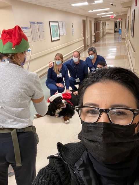 Mercy Hospital visit | Ale Ramos Therapy Animals