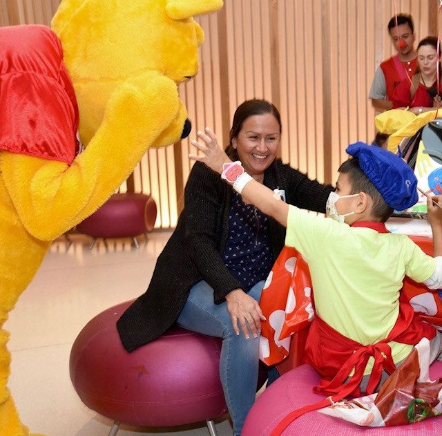 Valentine Celebration at Nicklaus Children’s Hospital Foundation | Ale Ramos Therapy Animals