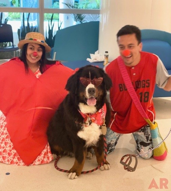 Valentine Celebration at Nicklaus Children’s Hospital Foundation | Ale Ramos Therapy Animals