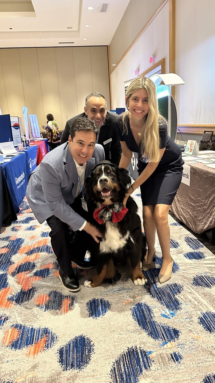 Apollo at the Mount Sinai Symposium | Ale Ramos Therapy Animals