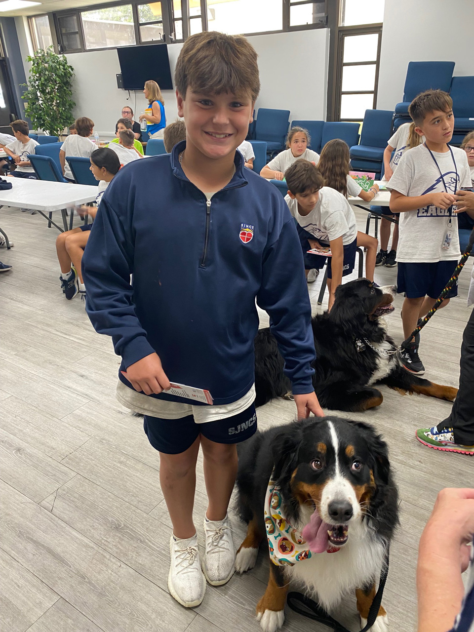  May 31, 2022 | Ale Ramos Therapy Animals