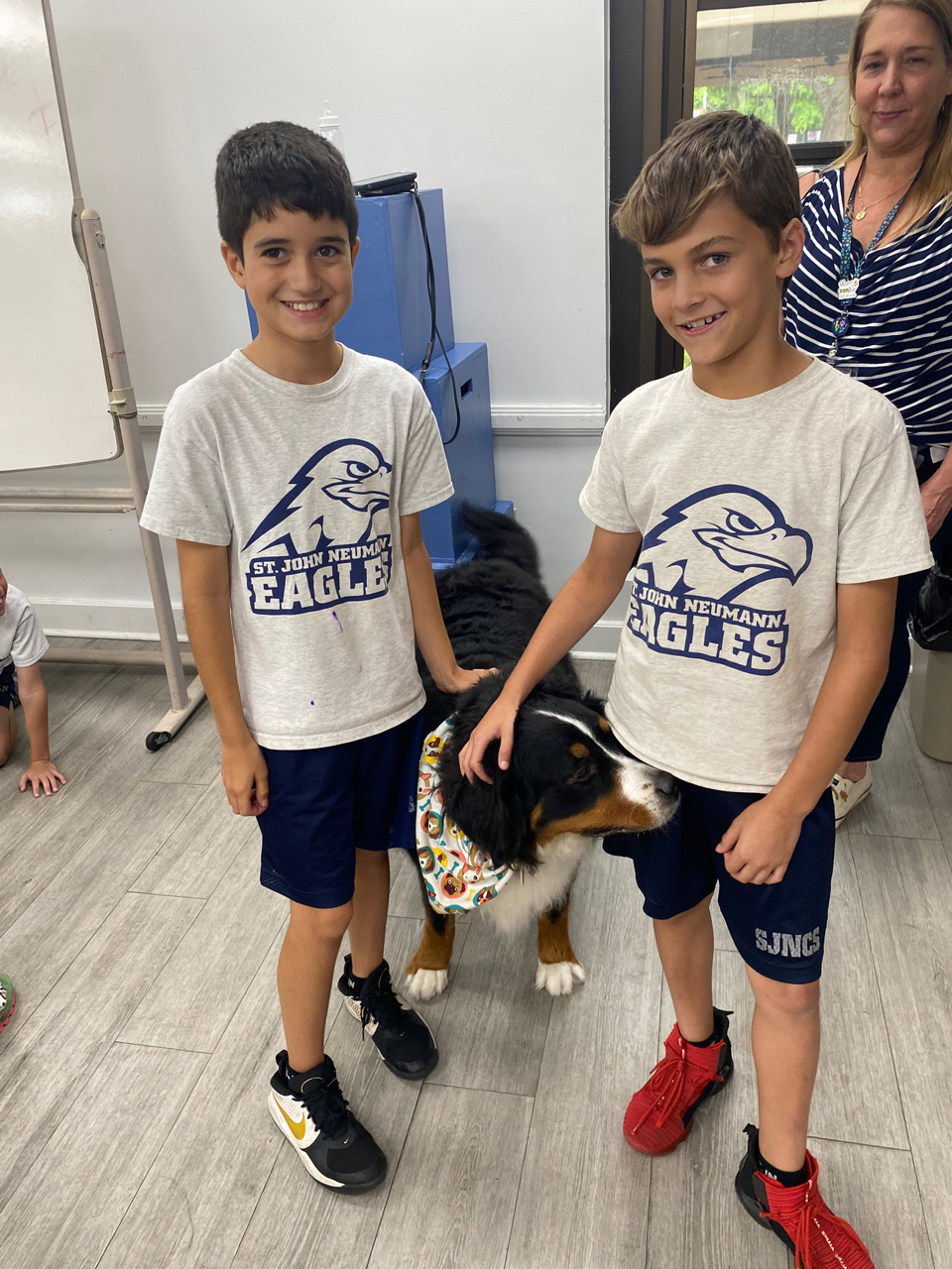  May 31, 2022 | Ale Ramos Therapy Animals