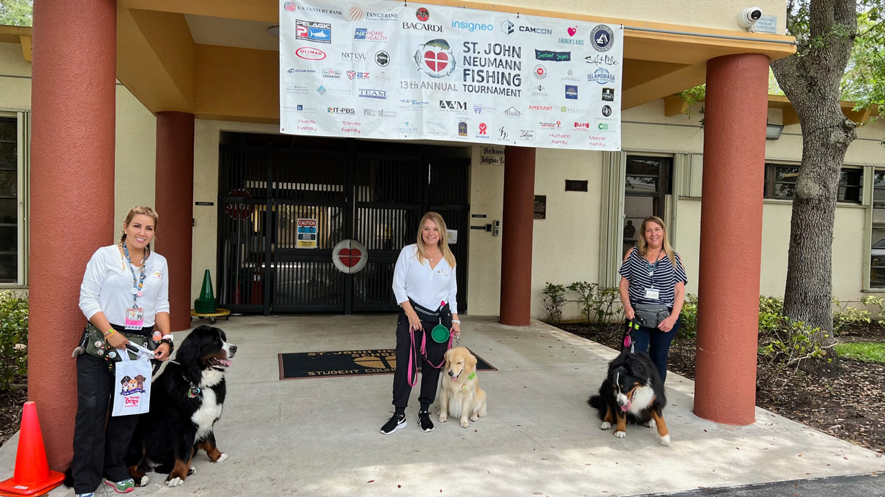  May 31, 2022 | Ale Ramos Therapy Animals
