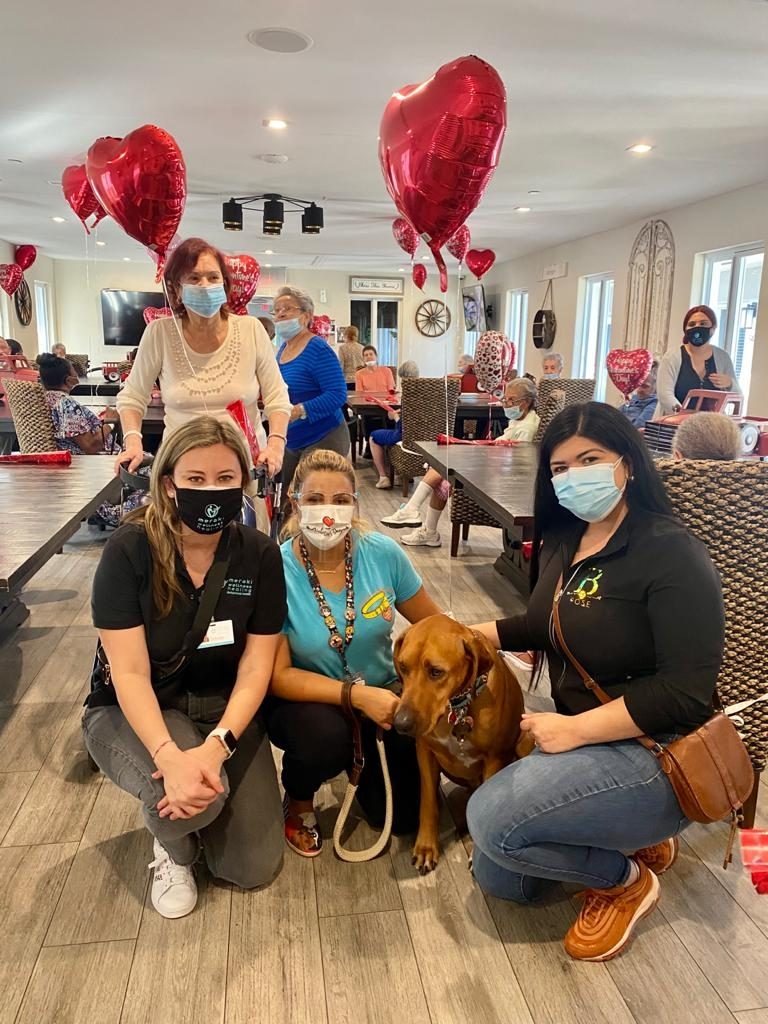 Elder Care “Salmo 23”Valentine Event | Ale Ramos Therapy Animals