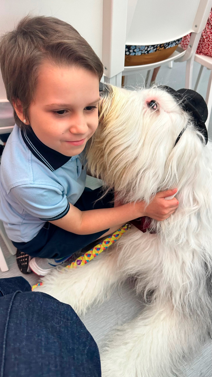  June 5, 2023 | Ale Ramos Therapy Animals