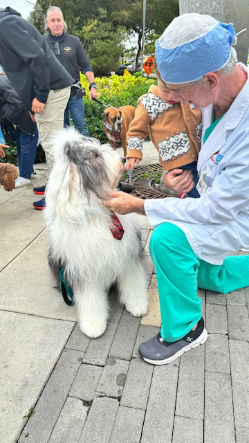 Heart Reunion Family at Nicklaus Children’s Hospital - February 19, 2024 | Ale Ramos Therapy Animals