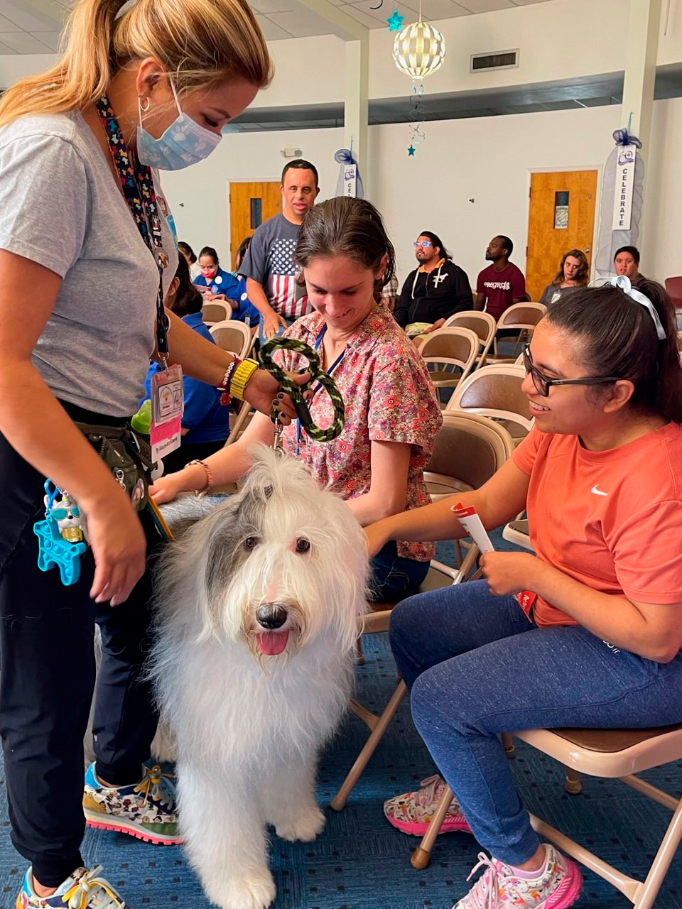 Marian Center visit by Thor | Ale Ramos Therapy Animals