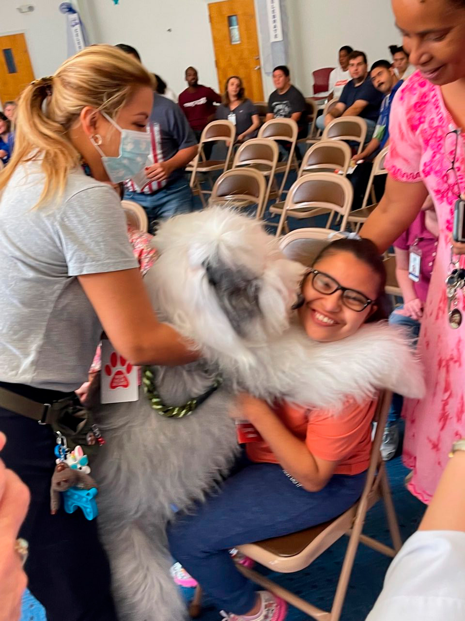 Marian Center visit by Thor | Ale Ramos Therapy Animals