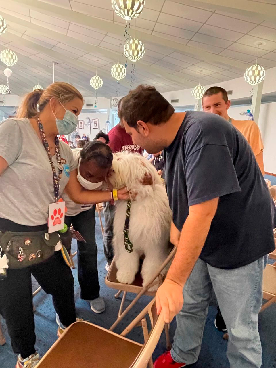 Marian Center visit by Thor | Ale Ramos Therapy Animals