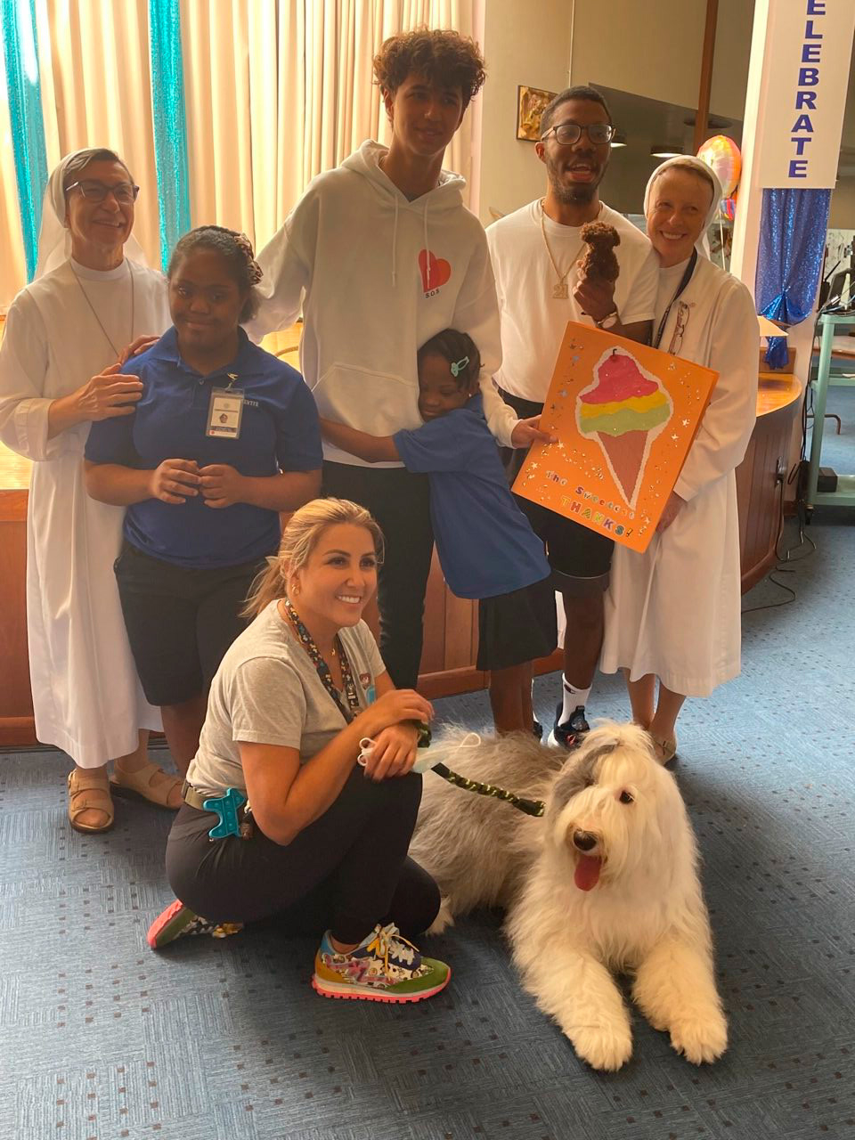 Marian Center visit by Thor | Ale Ramos Therapy Animals