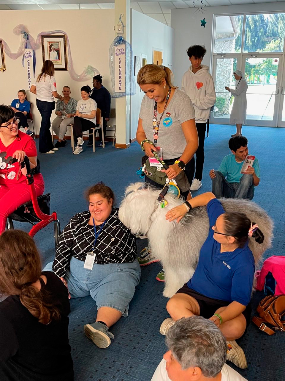 Marian Center visit by Thor | Ale Ramos Therapy Animals